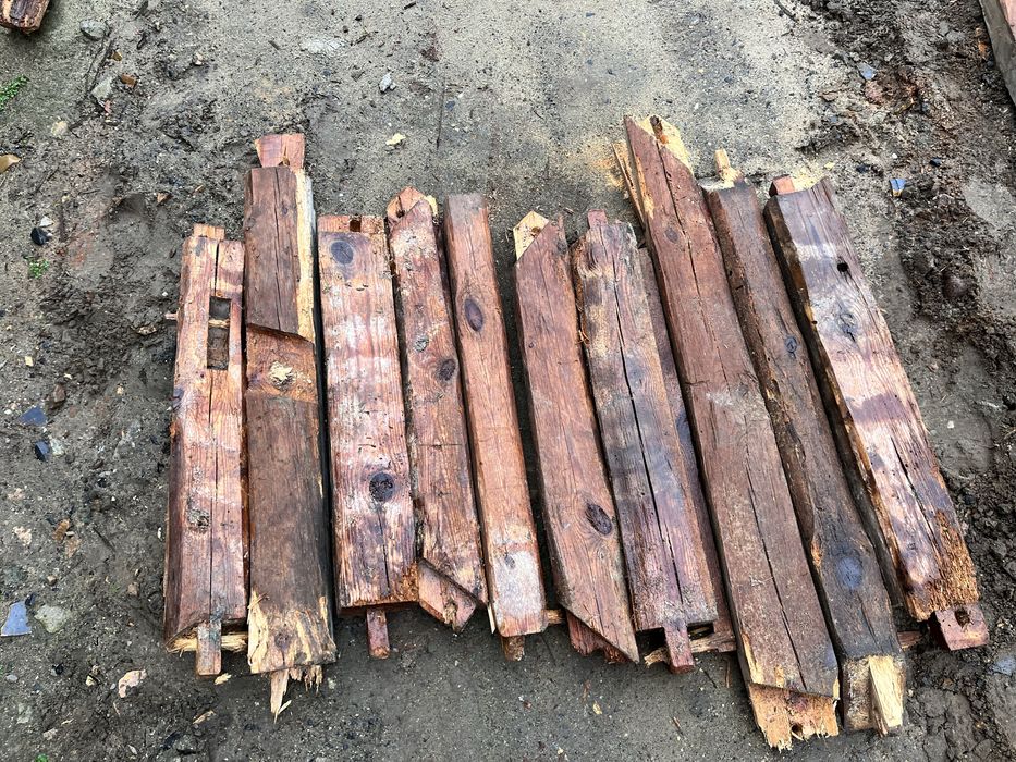 Belki Poniemieckie Konstrukcyjne Drewno Stare Bele Legary