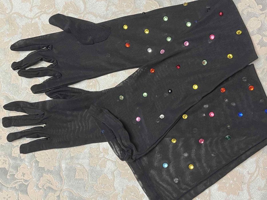 Довгі перчатки Tezenis зі стразами