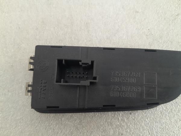 Botão / interruptor de luzes FIAT Grande Punto (199_)