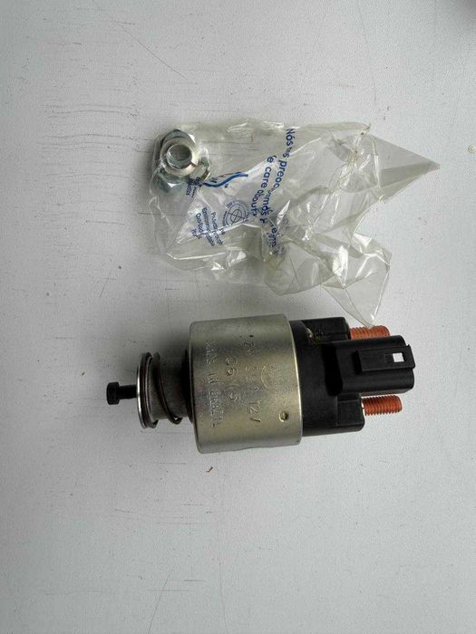 Реле стартера Hyundai i20, i30, ix20 /Kia i20, i30, Ceed, Soul, Carens