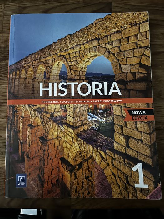 Podręczniki do 1 klasy technikum – komplet, stan bardzo dobry