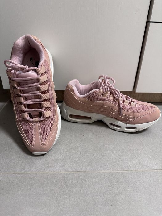 Кросівки Nike