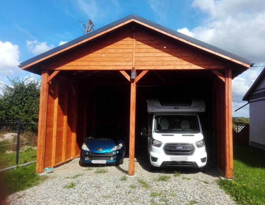 Wiata na kampera ze ścianami/garaż z drewna 50m2