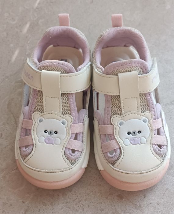 Босоніжки Mutoon для дівчинки 19 розмір