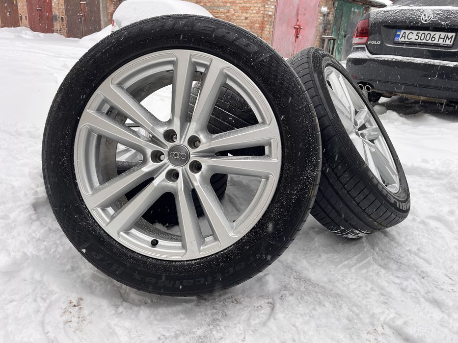 Комплект дисків з гумою Audi q7 5.112 235.55R20