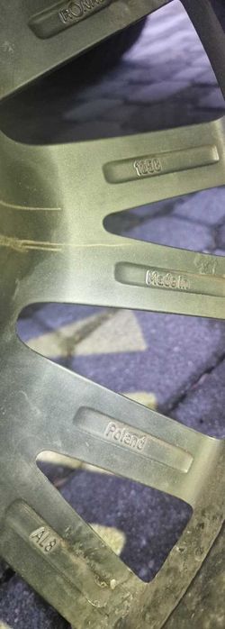 Felgi 17" 5x112 ET56 Ronal 8P0601025T Komplet z oponami