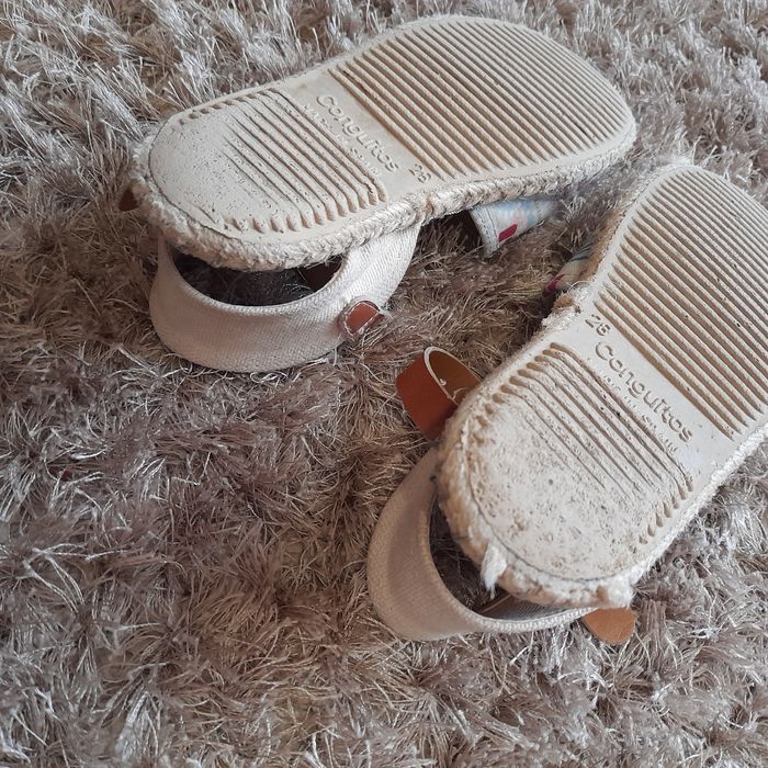 Sandálias Conguitos 28