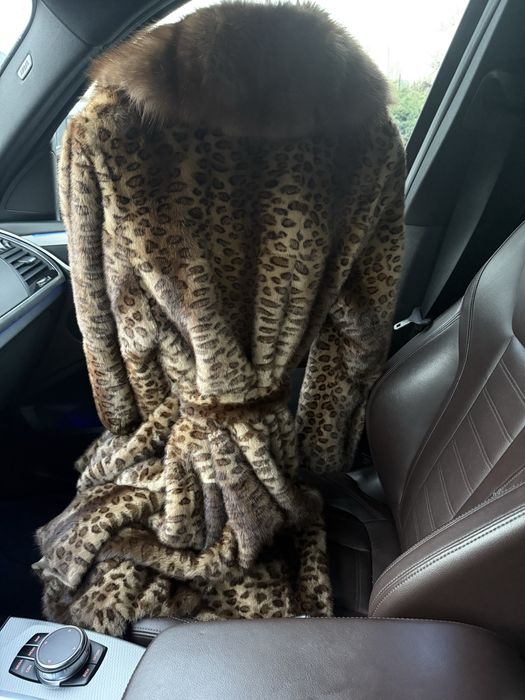 Терміново.Lux шуба комір соболь баргузин