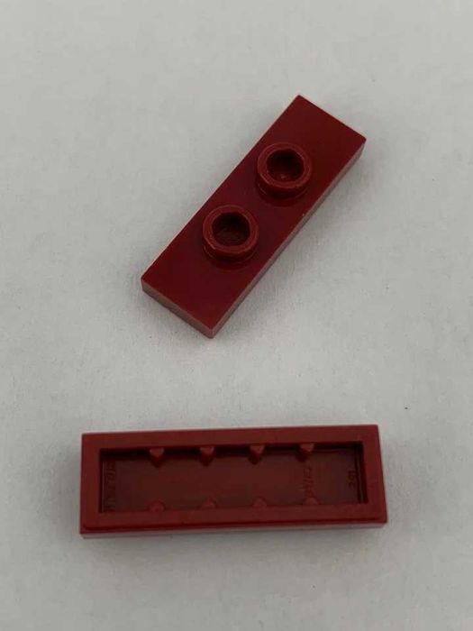 LEGO płytka 1x3 2 wypustki ciemny czerwony 34103