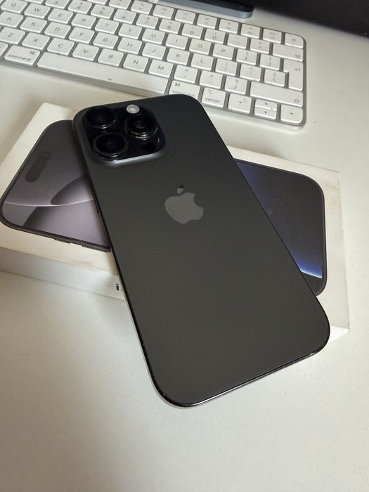Bateria 99% iPhone 16 Pro 256gb Black Titanium