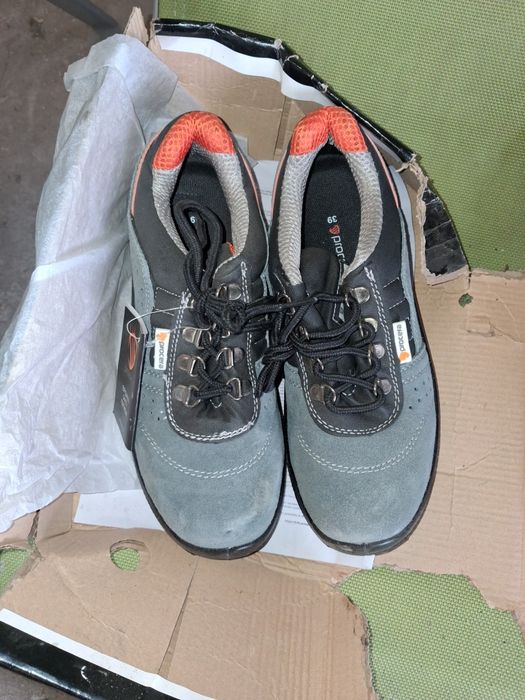 Buty robocze nowe