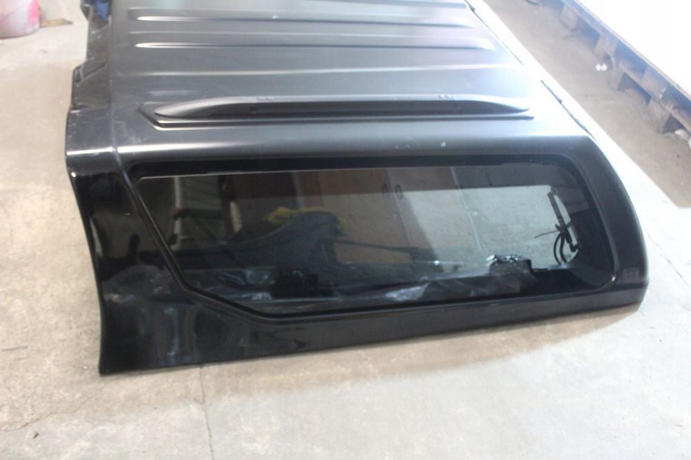 zabudowa hardtop na pakę vw amarok premium 2022- oem