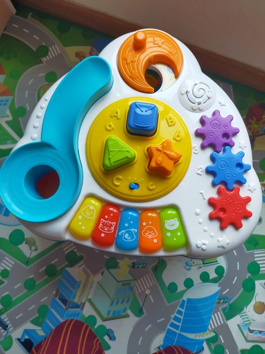 Mesa de atividades bebé