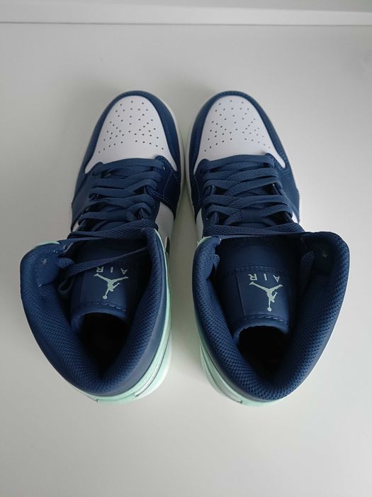 Buty Jordan 1 Mid Mystic Navy Mint Foam rozmiar 40,5 wkładka 25,5 cm