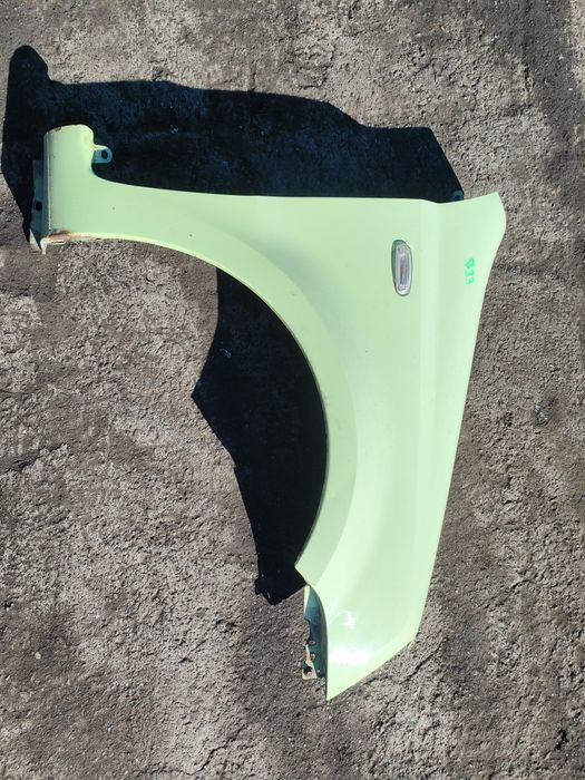 Fiat Panda II błotnik prawy przód zielony 733