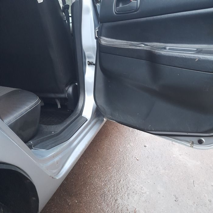 Лансер 9 1.6 бензин