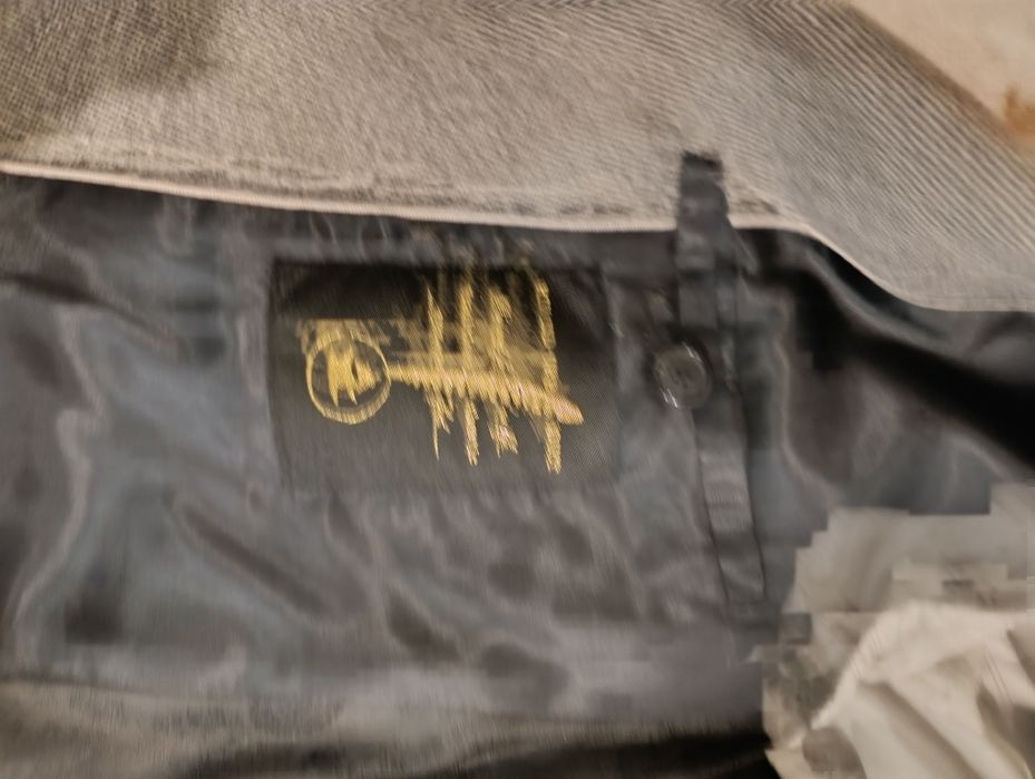 Демісезонний одяг чоловічий Італія