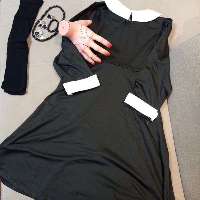 Sukienka strój przebranie Wednesday łapka r.122-128