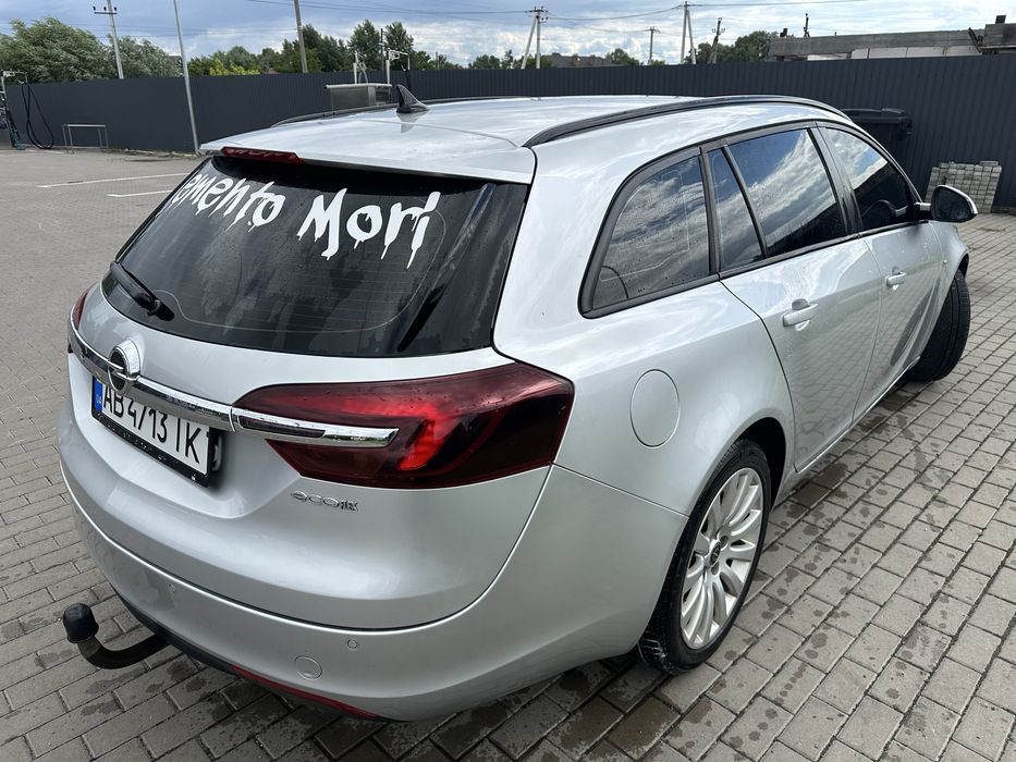 Продам Opel  Insignia 2014 рік
