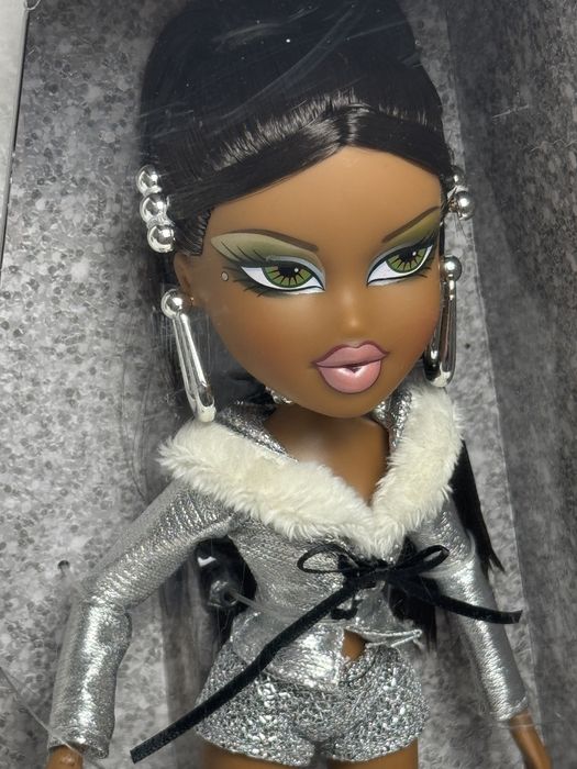 Лялька Братц Саша  Bratz Charm Sasha