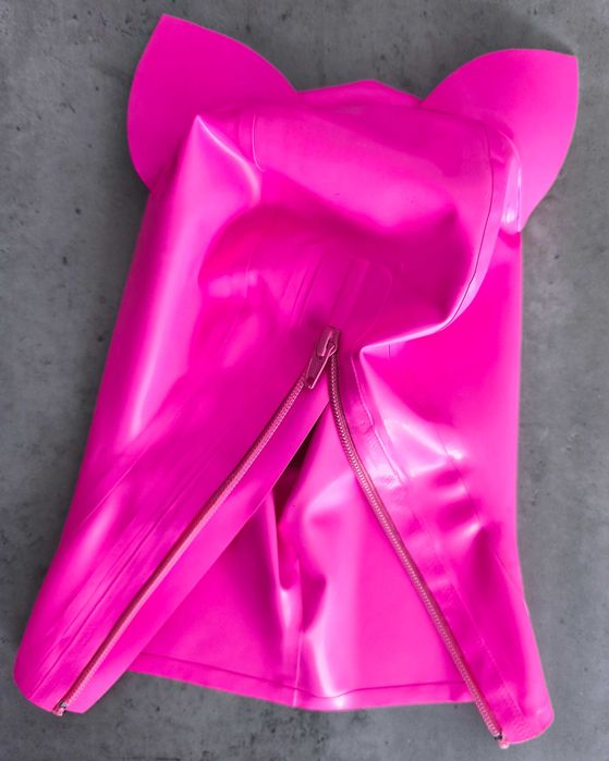 Maska LaTeX lateksowa kot różowa suwak M