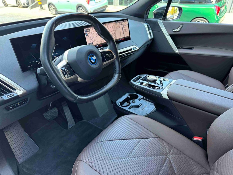BMW iX xDrive 40
