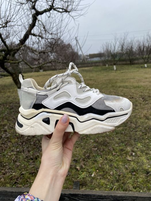 Жіночі/дівчачі кросівки