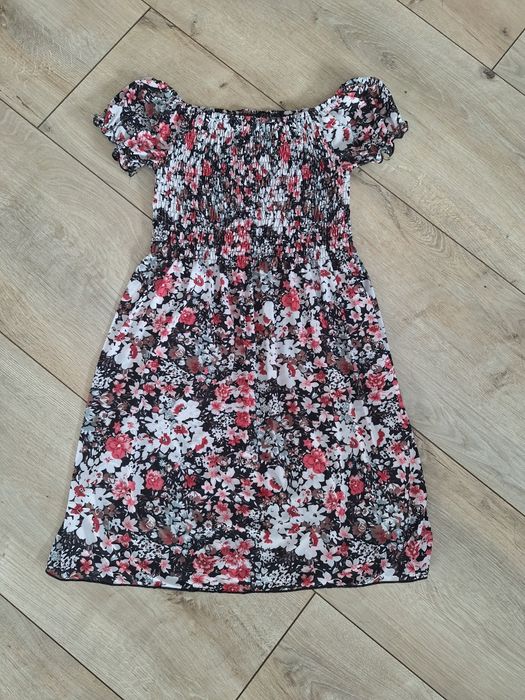 Sukienka hiszpanka S