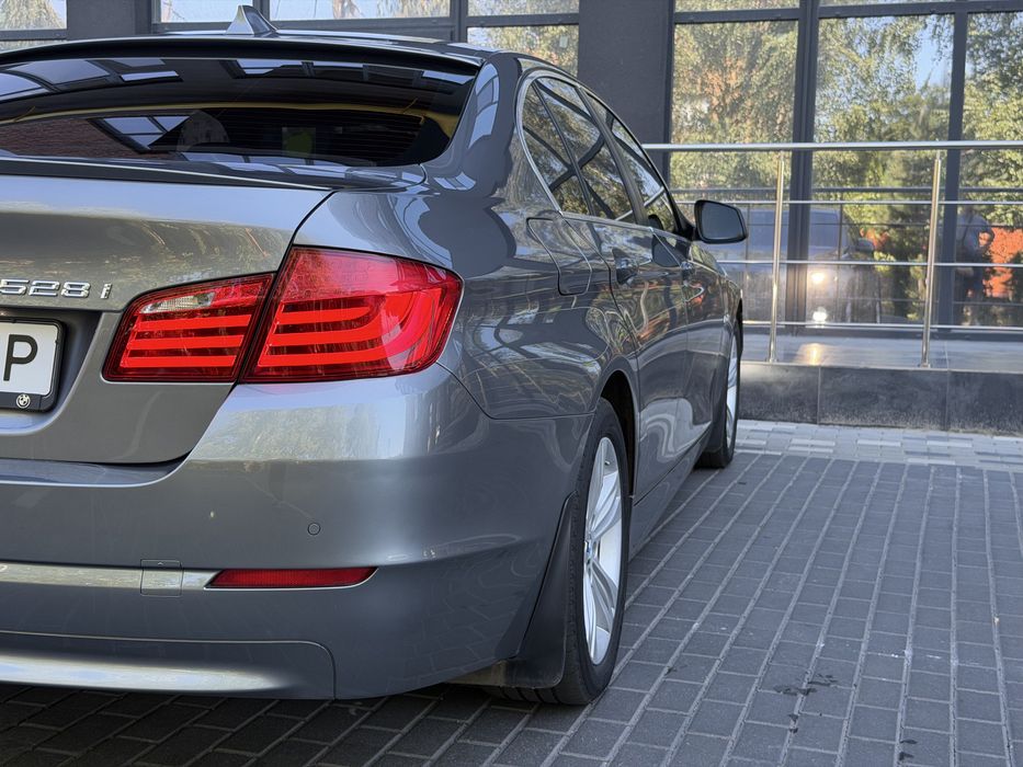 BMW 5 Series 2012 VIN WBAXH31030DX38193 фото оголошення 10 з 24
