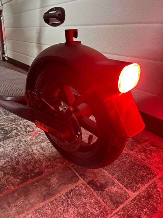 Trotinete Elétrica Navee V40i Pro – Garantia + Caixa – Como nova