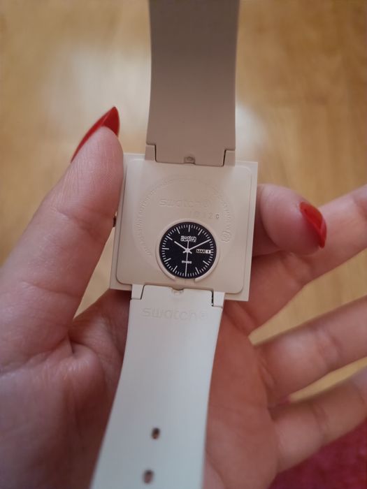 Relógio Swatch What If... Beige