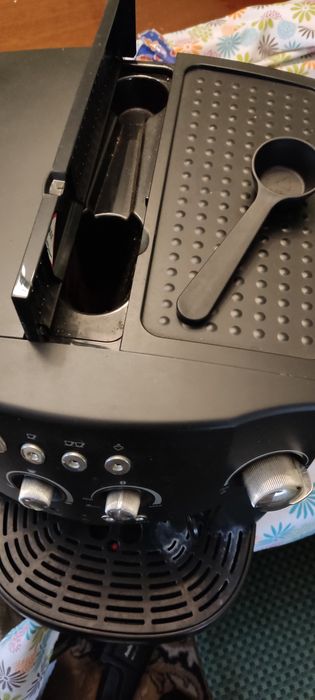 Ekspres DeLonghi gorąco polecam
