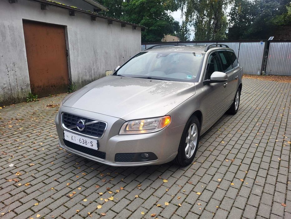 Volvo v 70 2012 polift 2.0d 3 5 cyl.
