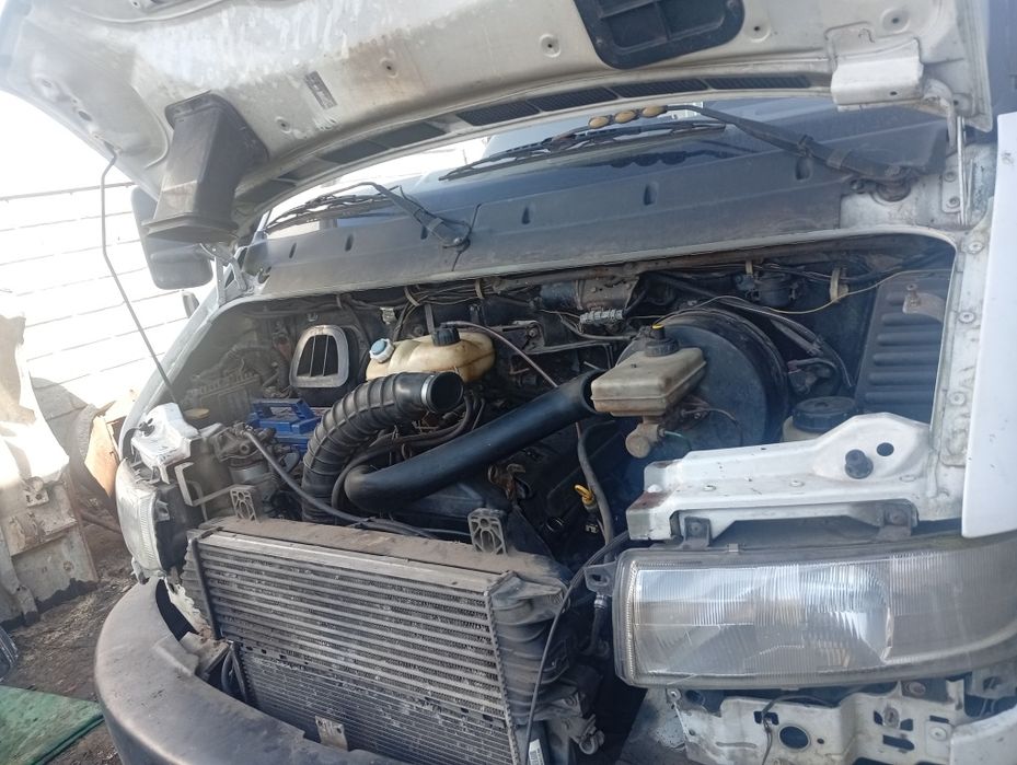 Продається міст коробка renault mascott т 2003 рік