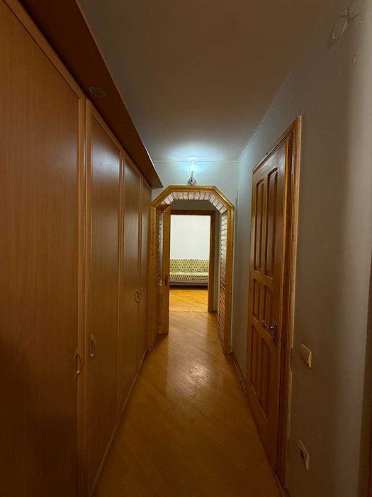 Продаю 3к.квартиру біля парку