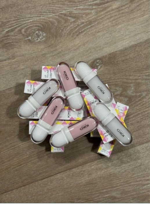 Блиск Kiko Lip Volume 01, 02