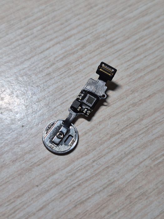 Деталі на айфон 7 опис