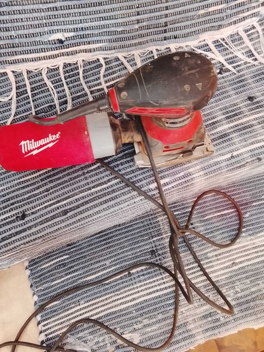 Pack Material Milwaukee- Reberberadora, Serra  de Corte e Lixadora