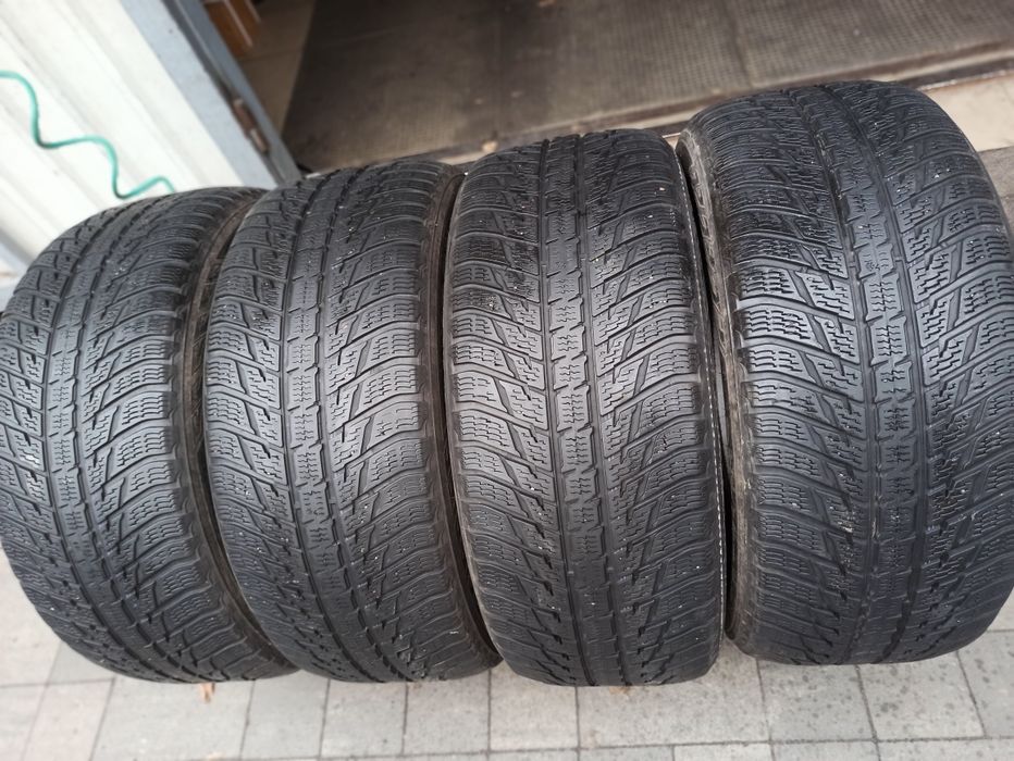 Зимняя резина 275/55 R19 Nokian WR SUV3