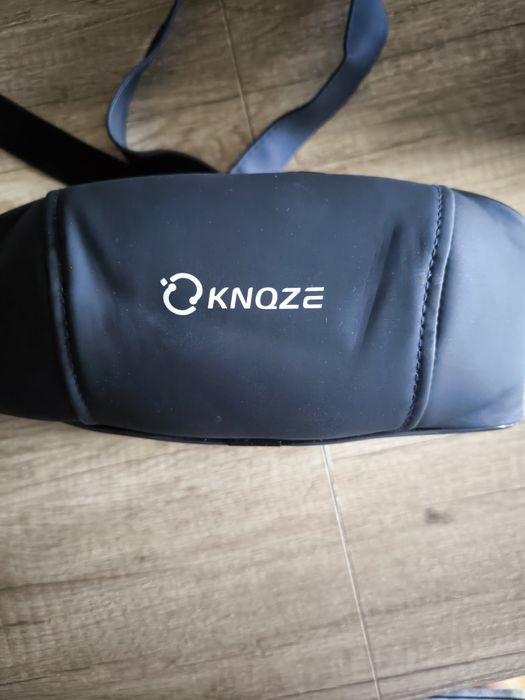 Masażer karku i ramion  KNQZE