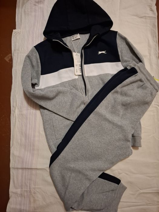 Новий спортивний костюм хлопчику 11-12 років