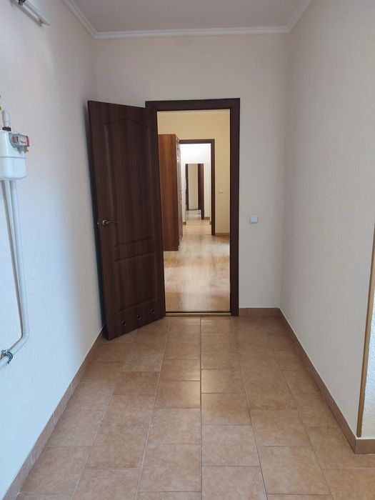 DOBA - Центр з 2 спальнями. 5 місць. Завжд тепла !