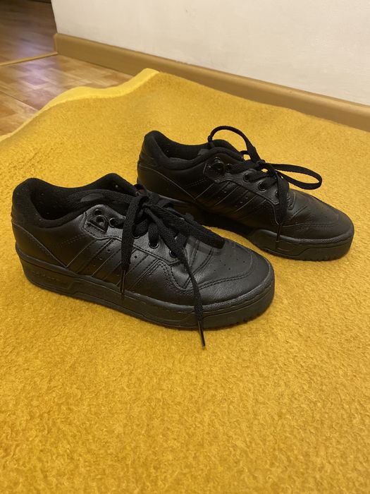 Czarne buty adidas 36