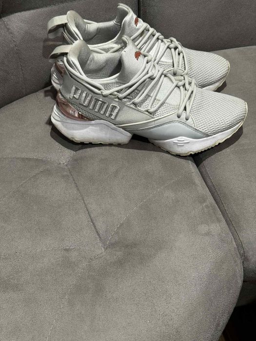 Оригінальні кросівки Puma