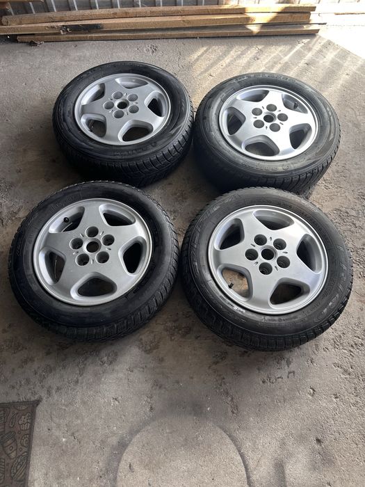 Felgi z oponami 114.3, R15