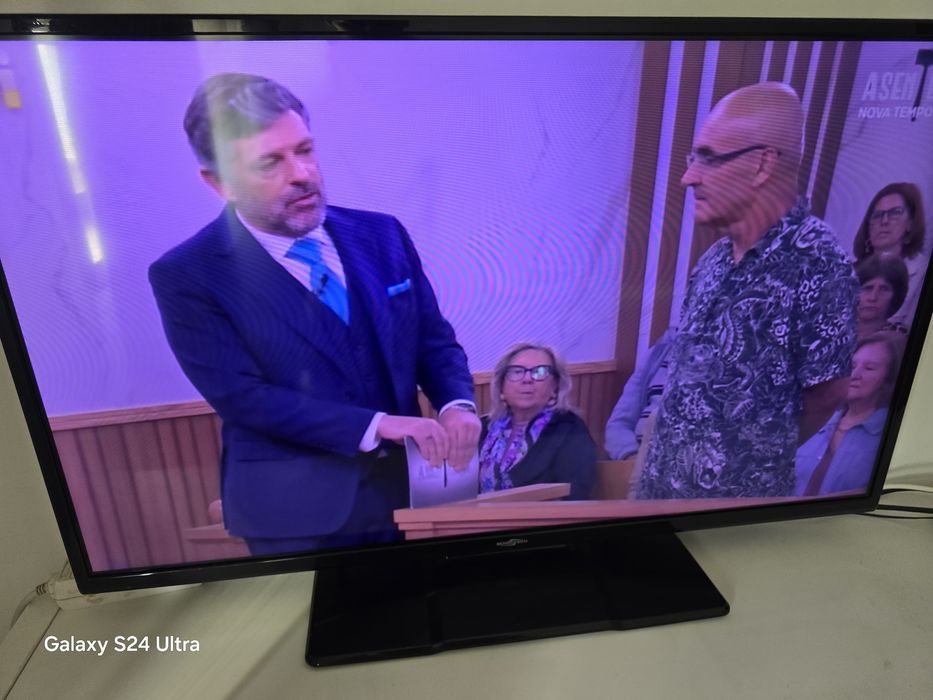 Televisao em otimo estado