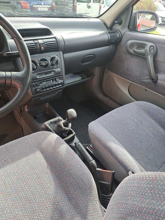 Opel Corsa B BOM ESTADO GERAL