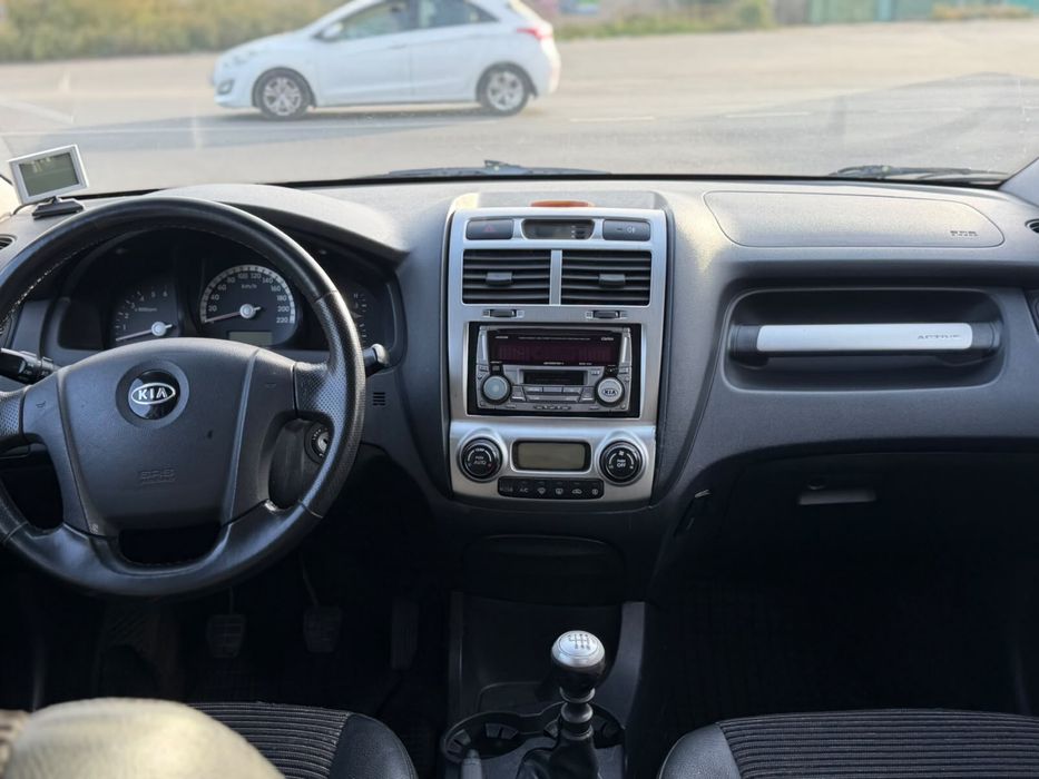 Продам Kia Sportage 4x4