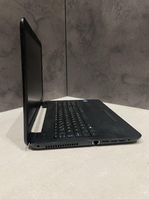 Ноутбук HP 15-ay006no 15.6" 4GB RAM/128GB SSD! N3370