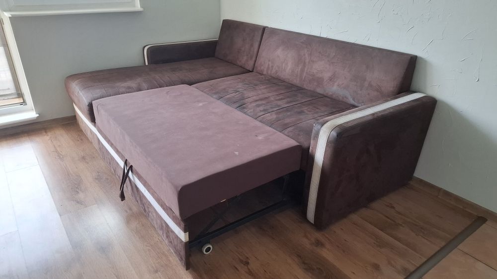Sprzedam kanapę narożną